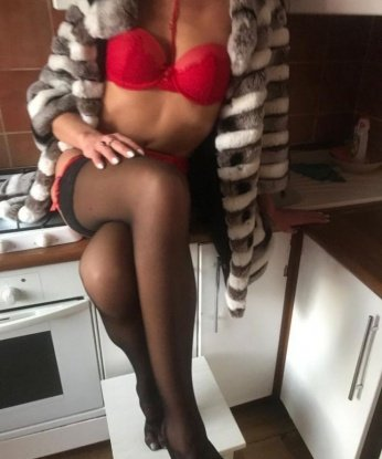 Карина, 27 лет